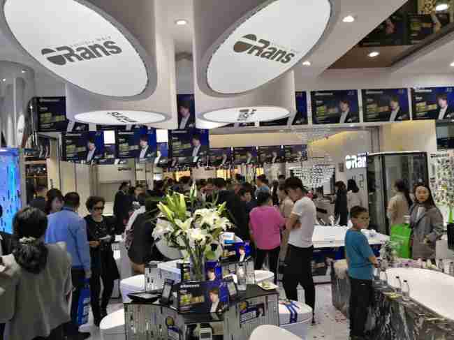 情歌王子黃格選燃爆鄂爾多斯，歐路莎20周年慶鄂爾多斯站完美收官